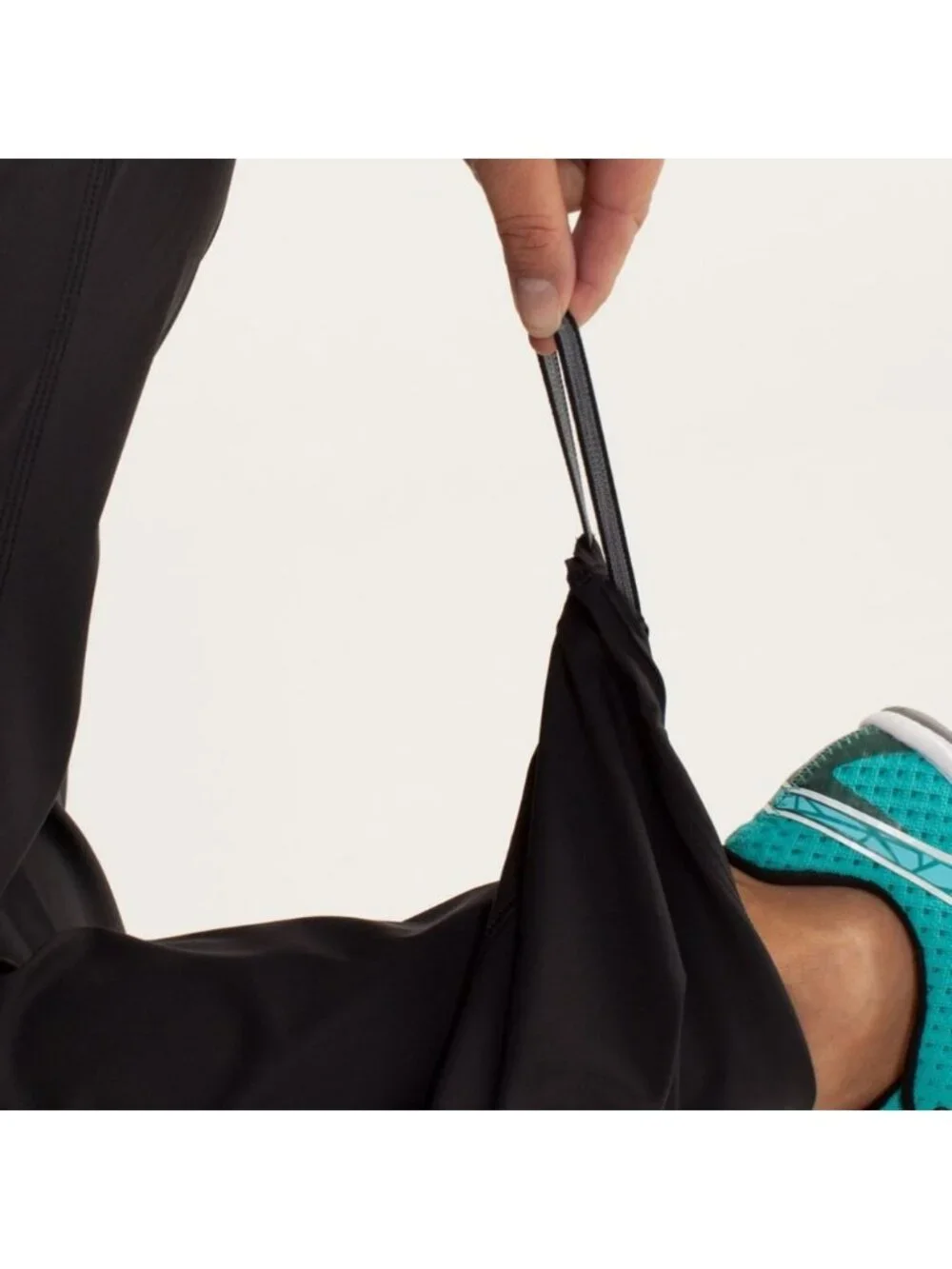 Lululemon Run: Dog Runner Pant Black / Heathered Grey